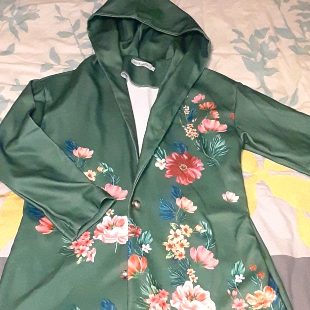 Mislook floral jacket with hood